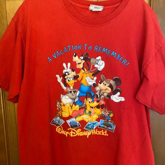 Disney Tops - Vintage early ‘00’s classic disney tshirt size XL